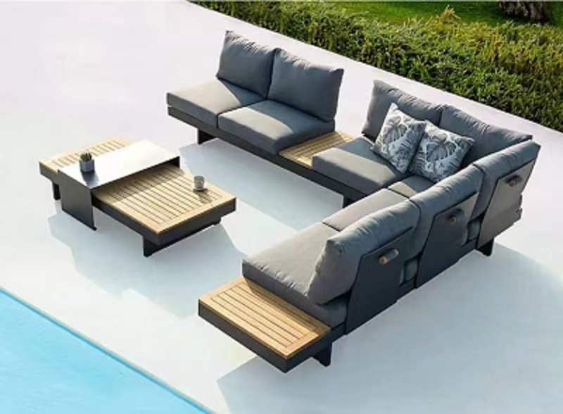 Luxury Outdoor Patio Set 4pc - Available On PreOrder Only!!