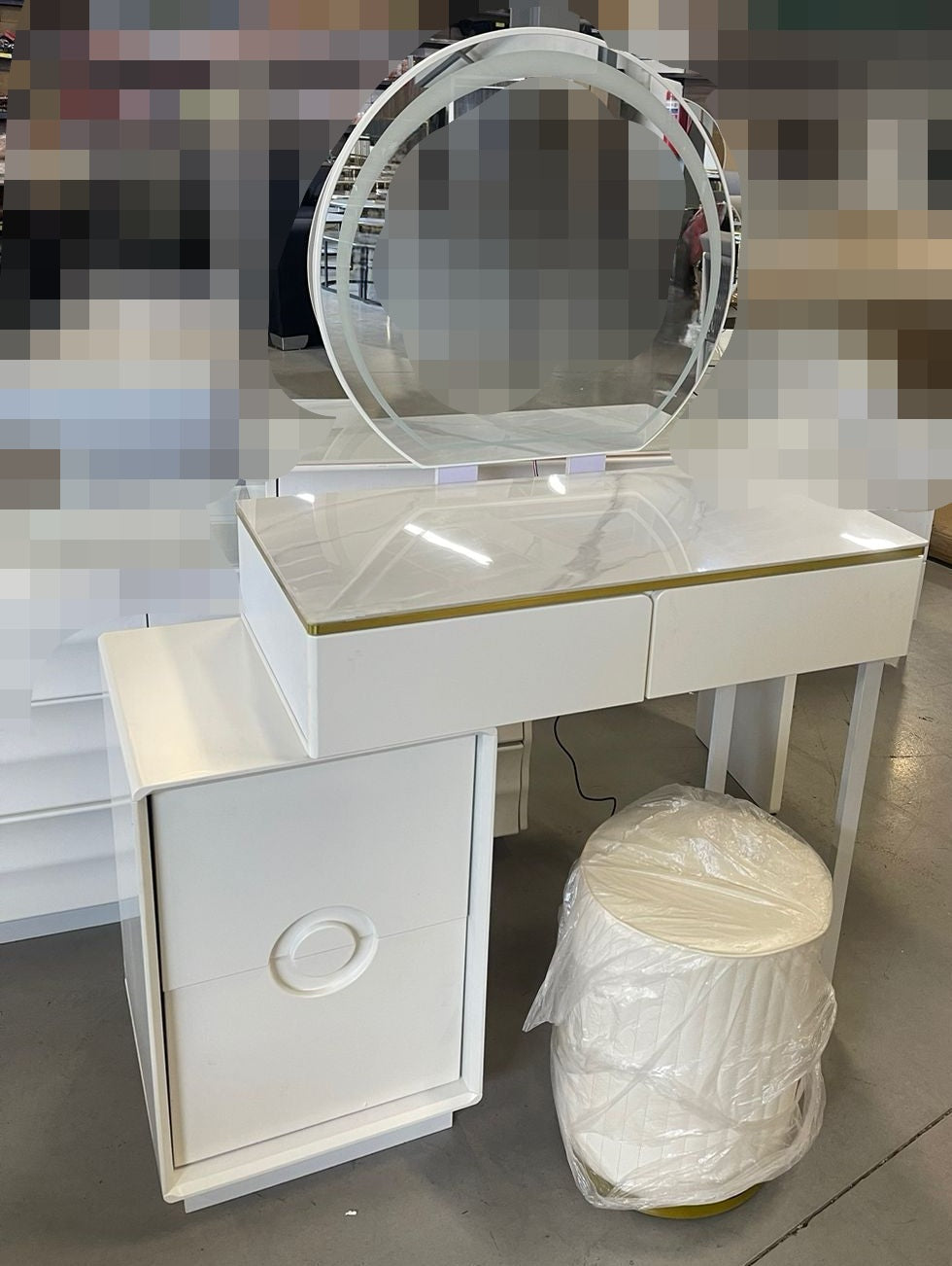 Tivoli Vanity Set