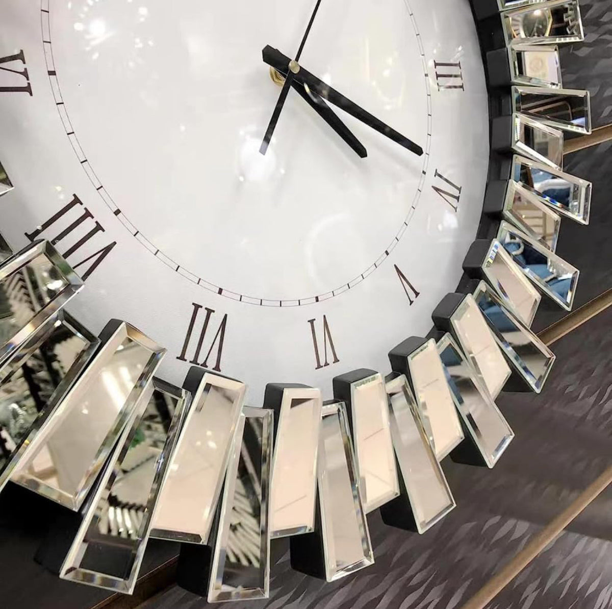 3D Starburst Silver Wall Clock Modern Decorative Clocks with Beveled Glass Frame Luxury Big Clocks for Living Room Decor 60cm