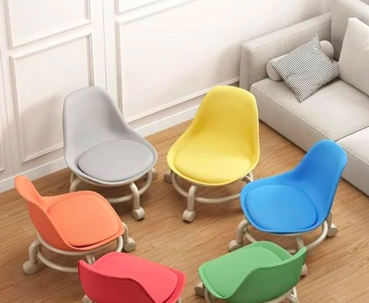 Low Chair Stool, Load Capacity Children's Stool, Backrest, Small, Living Stool, Low Chair, Small, Nappa Leather Fabric, Thick, Waterproof, Quiet Casters, 360 Degree