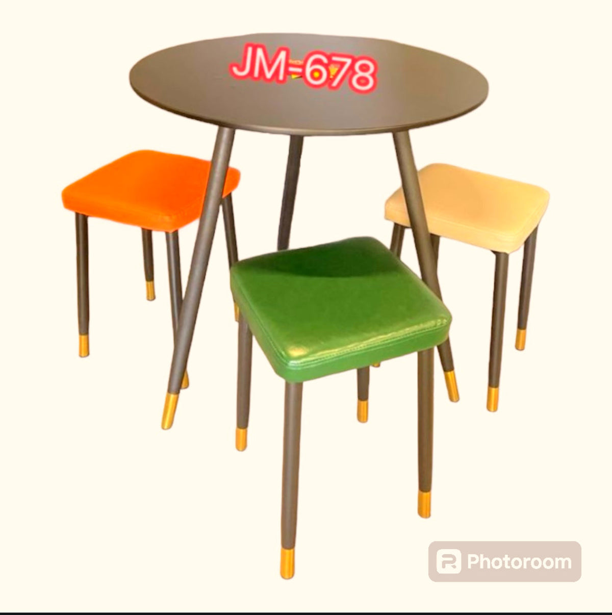 Table Set Inc Stools - 4pc