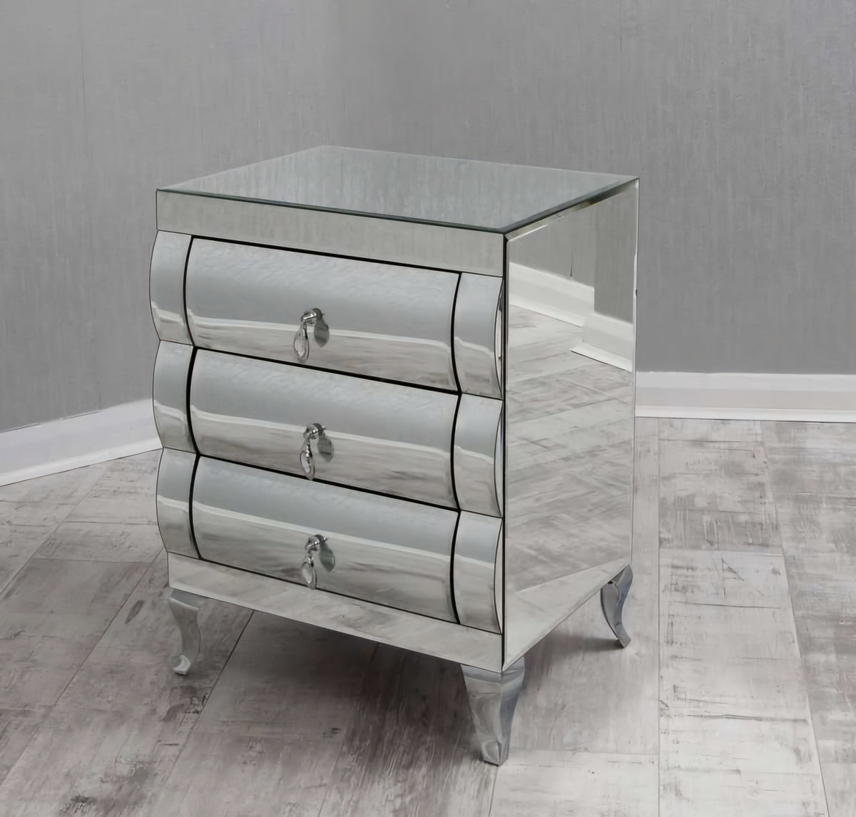Silver Mirrored Pedestal 