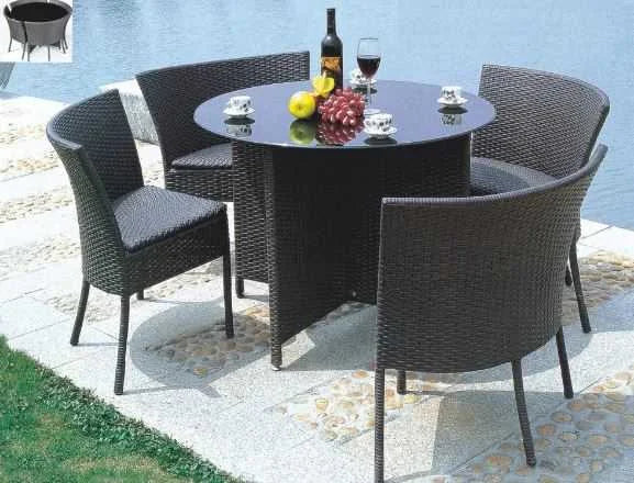 MFurn Four-Seater Pool & Restaurant Dining Set – Stylish Outdoor Comfort