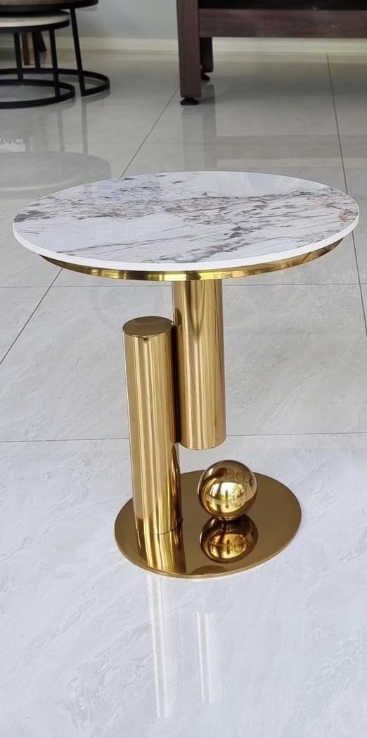 Amadeo marble side table