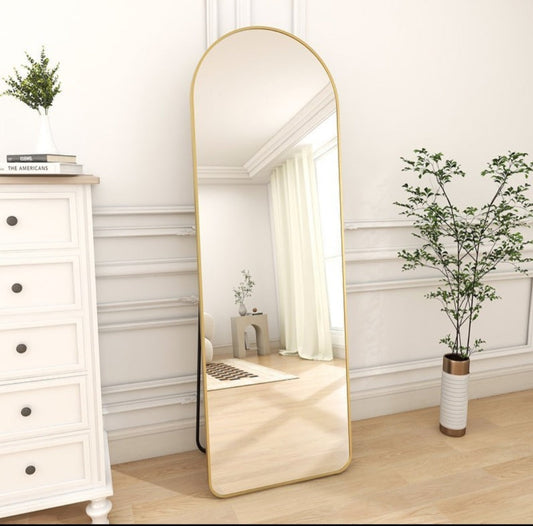 gold standing mirror