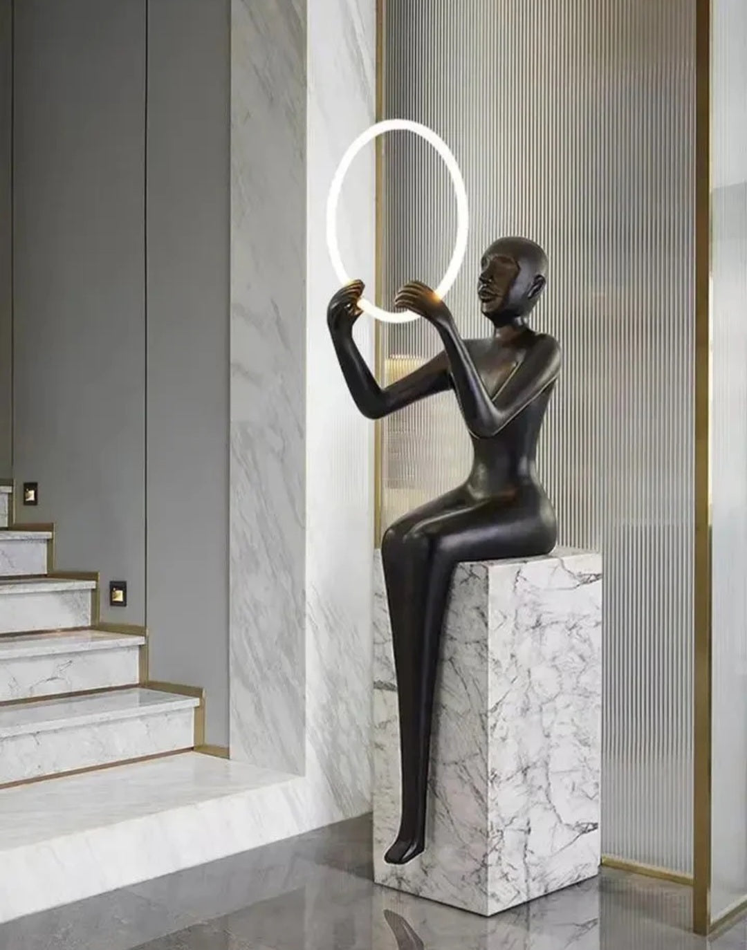 Cesare Art Light Sculpture
