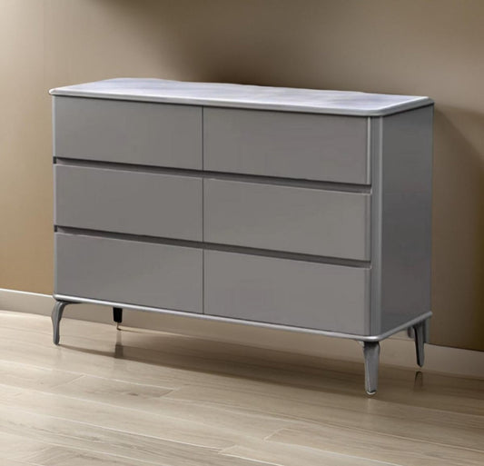 Hailey chest of drawer