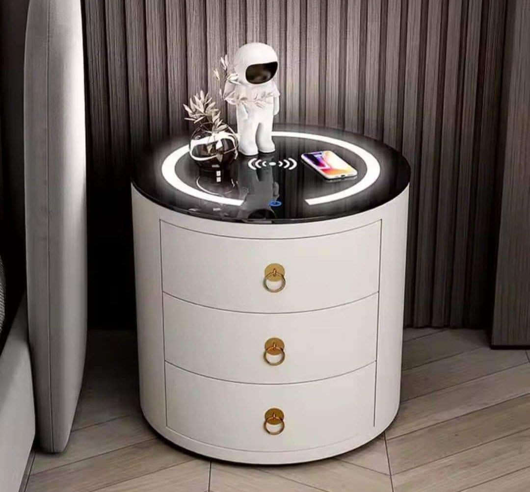 Round white smart charging pedestal
