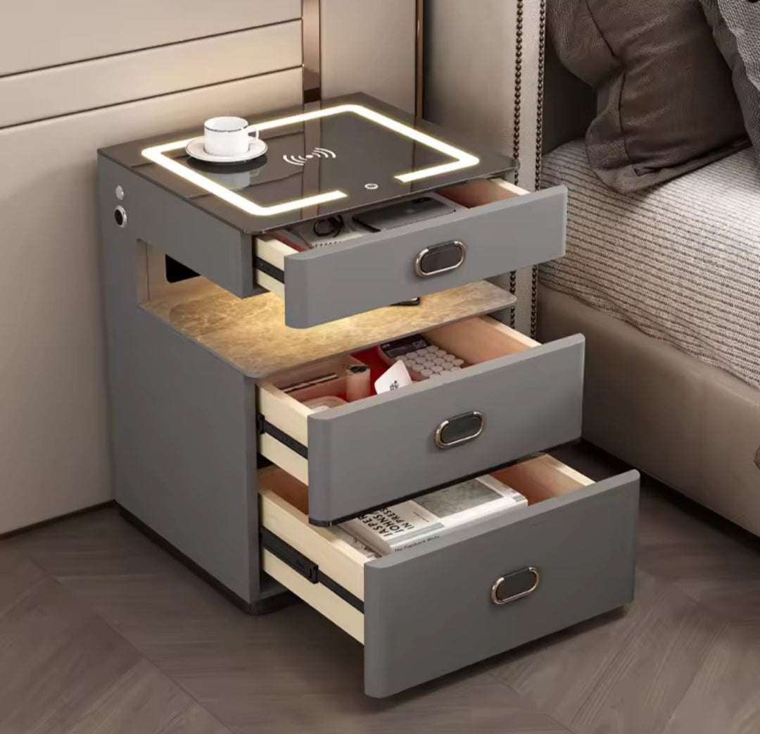 Nexus smart wireless charging pedestal