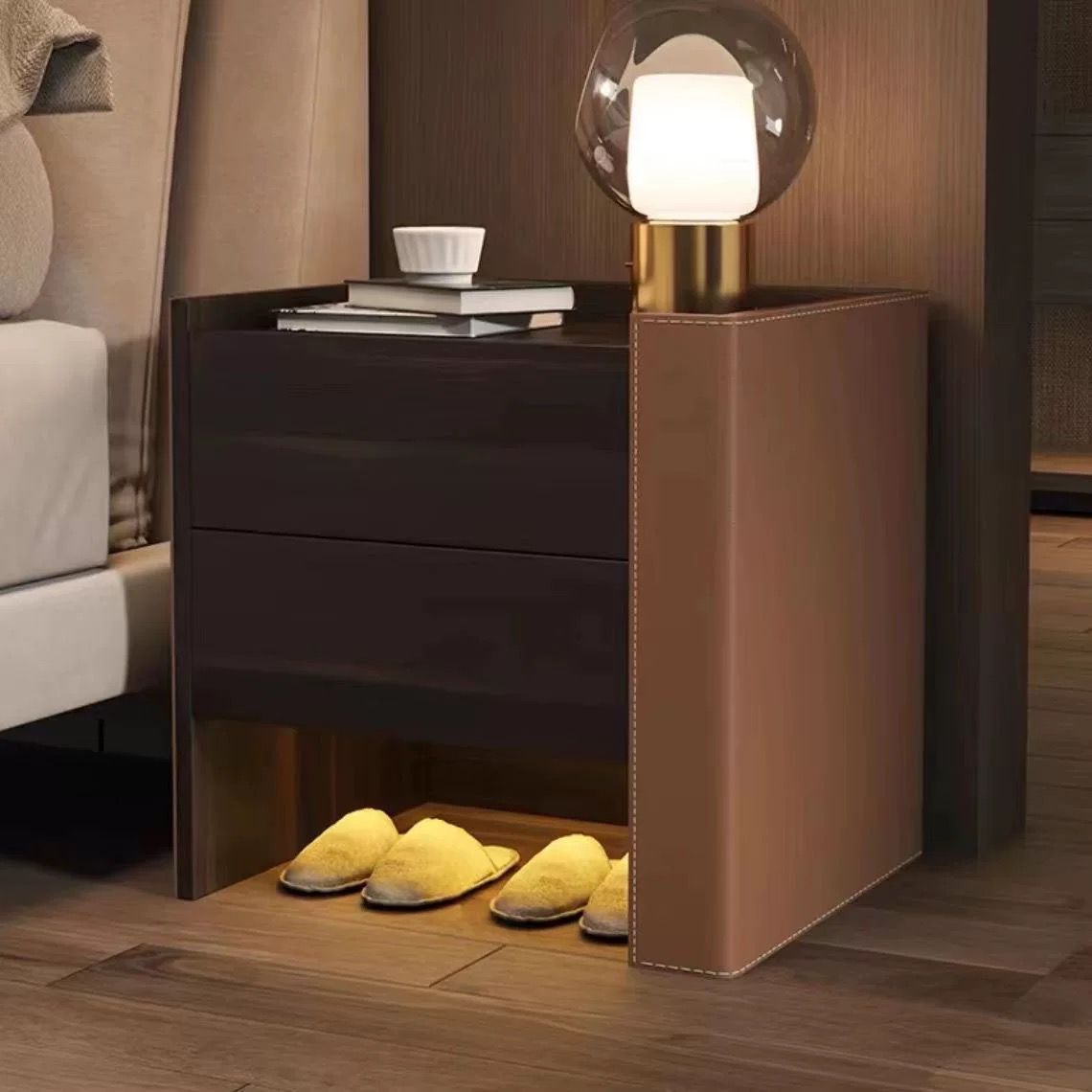Almeria LED Pedestal