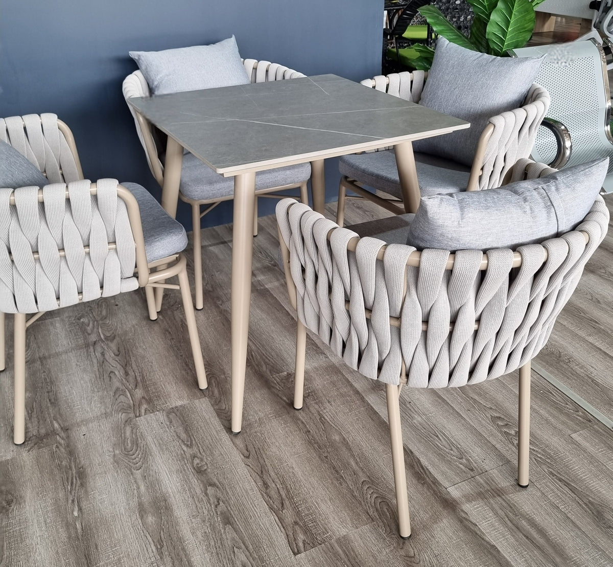 Montae 5 piece outdoor set