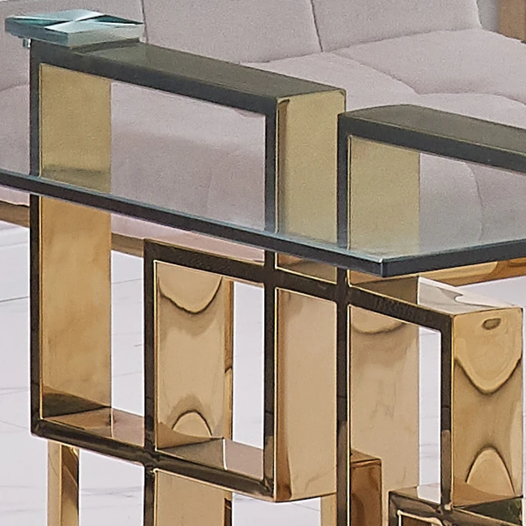Estavo Dining Table