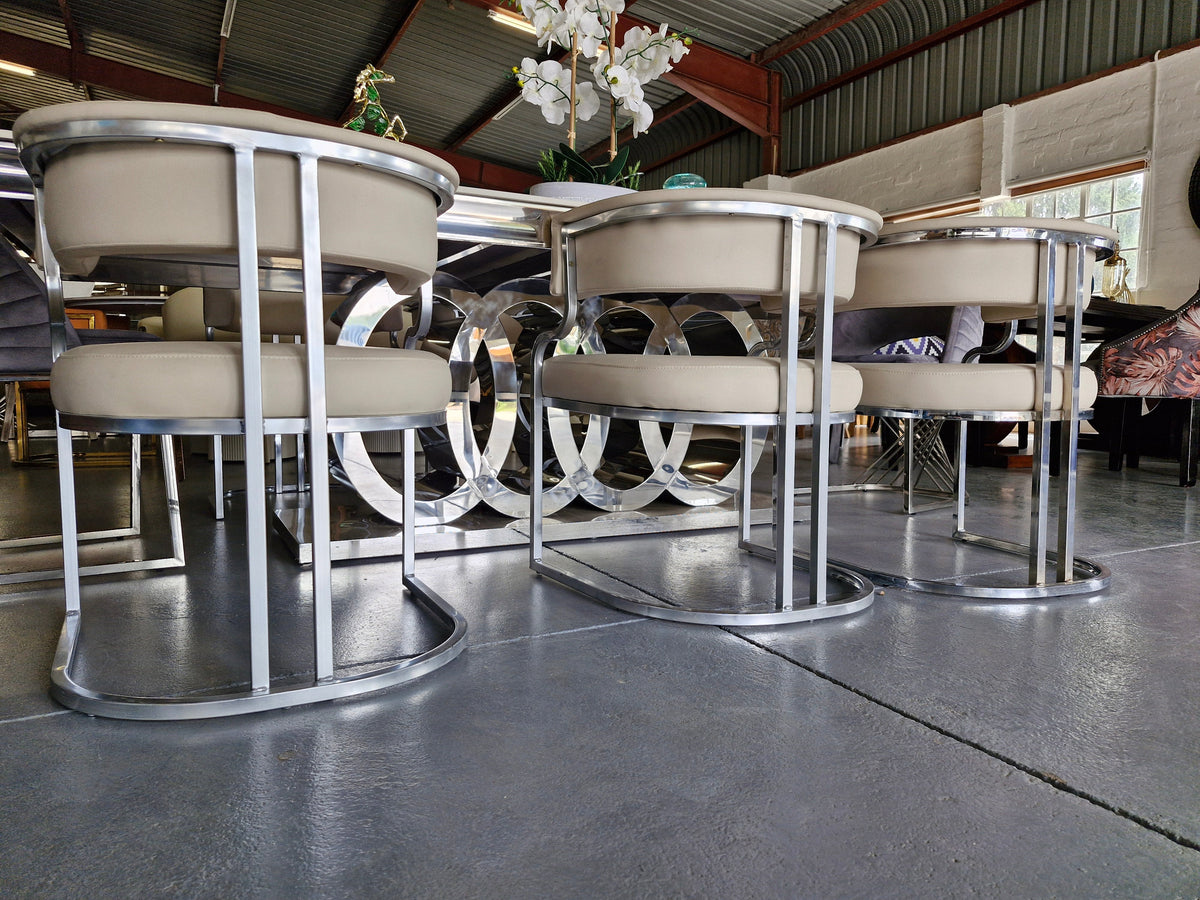 Dolce vita/ Cavario 8 Seater Set