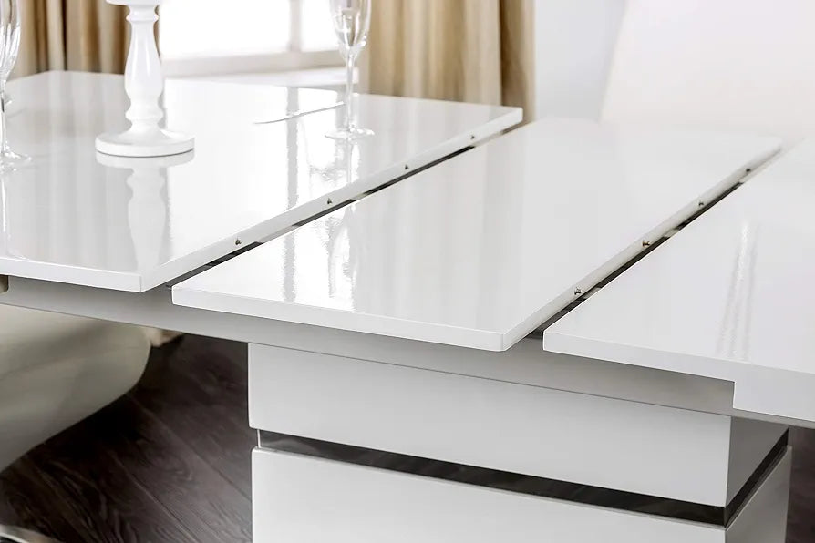 Emma dining table