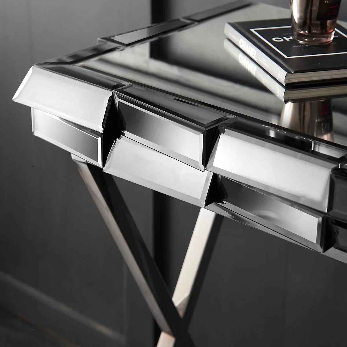 Knightsbridge mirrored server table