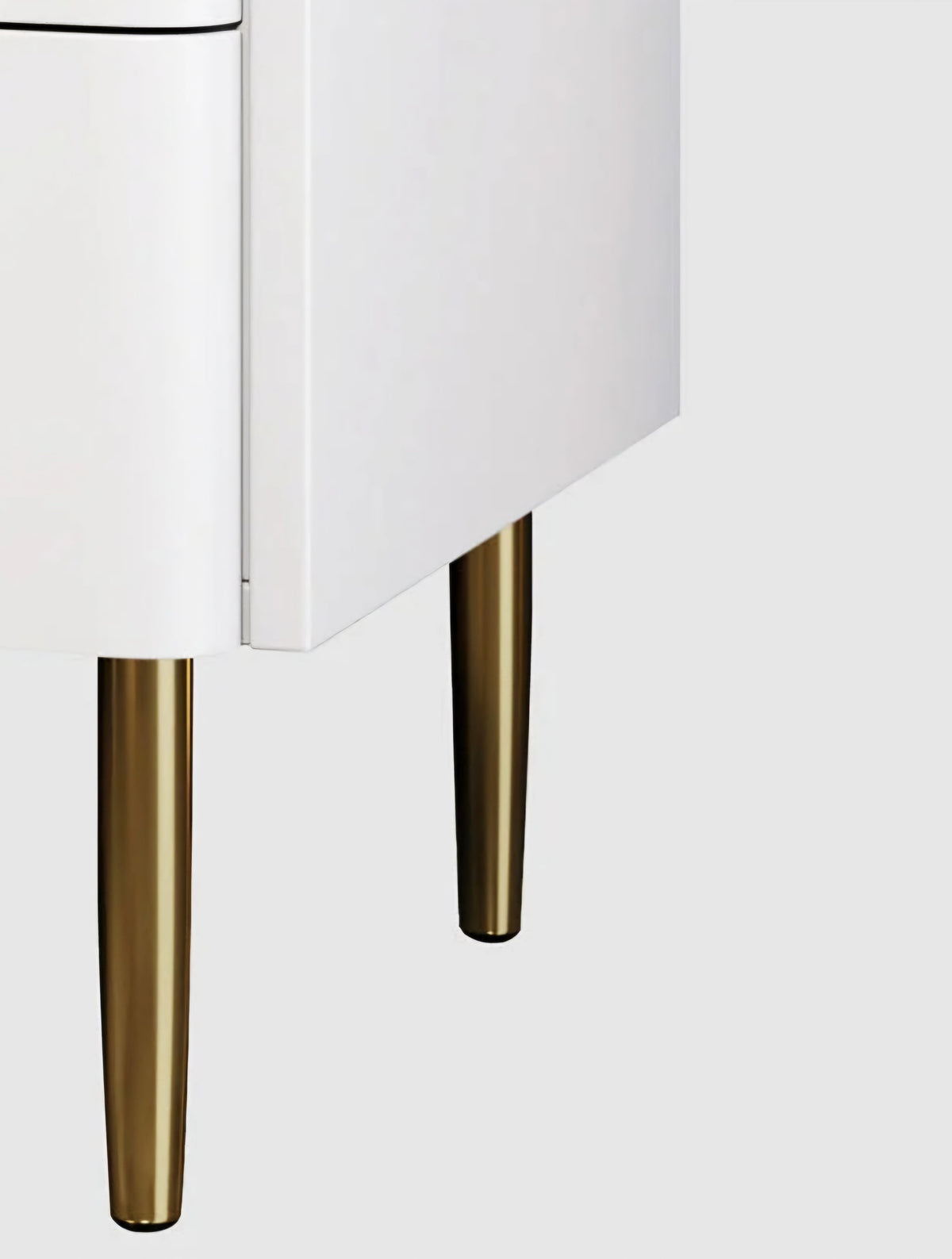 Alana pedestal